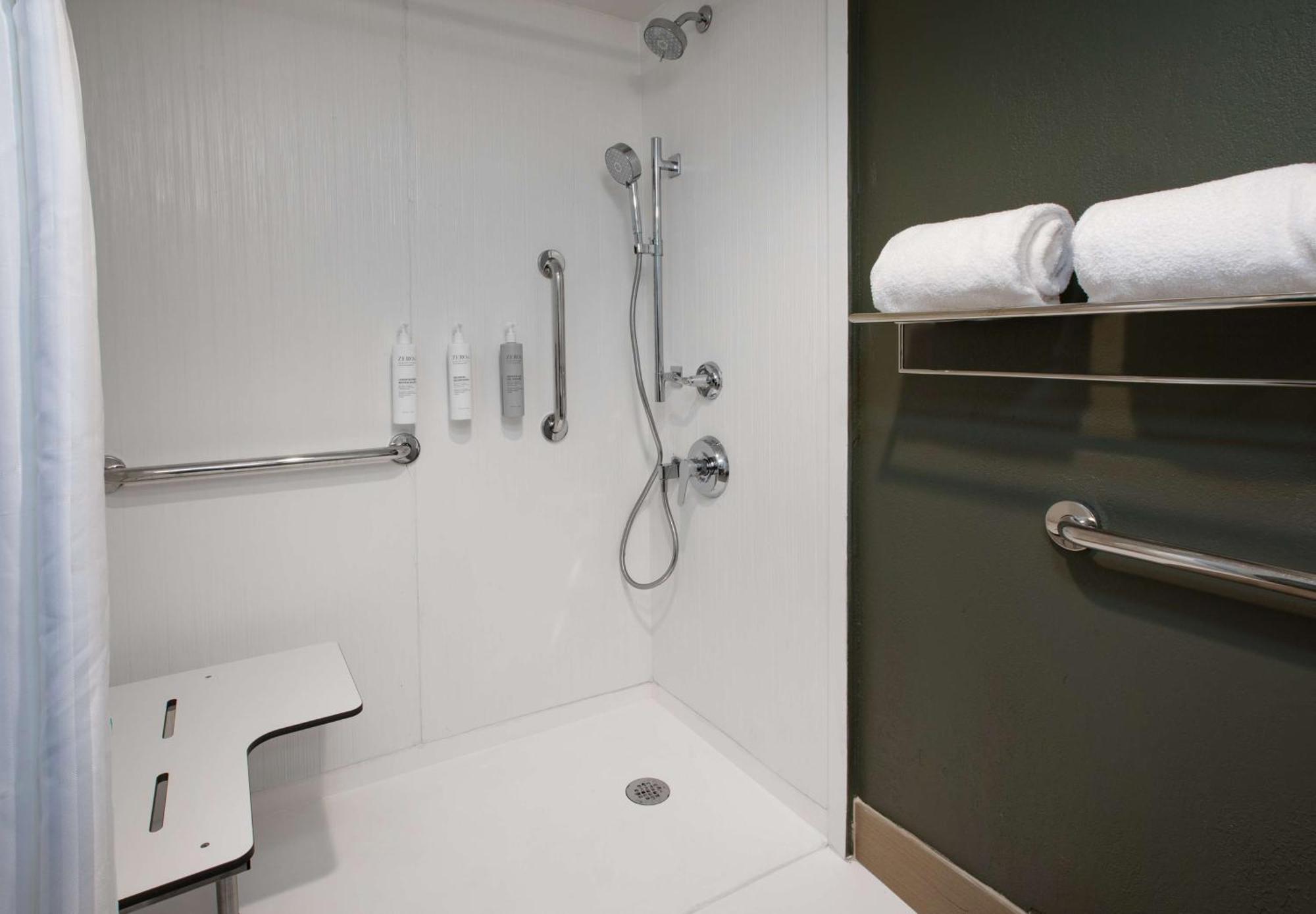 Spark By Hilton Ridgeland 3* Jackson